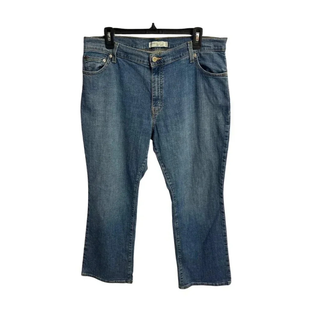 Levi’s 550 Relaxed Bootcut Jeans Women’s 16 Short Medium Wash Denim